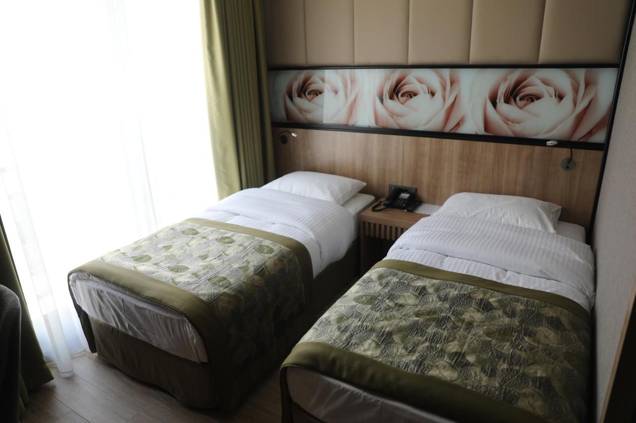 Radar Hotel Istanbul Exterior photo
